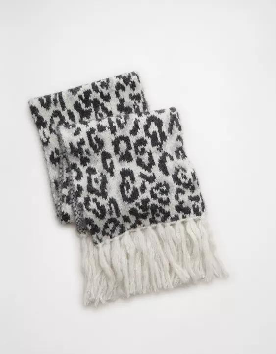AE Leopard Print Scarf - Image 3