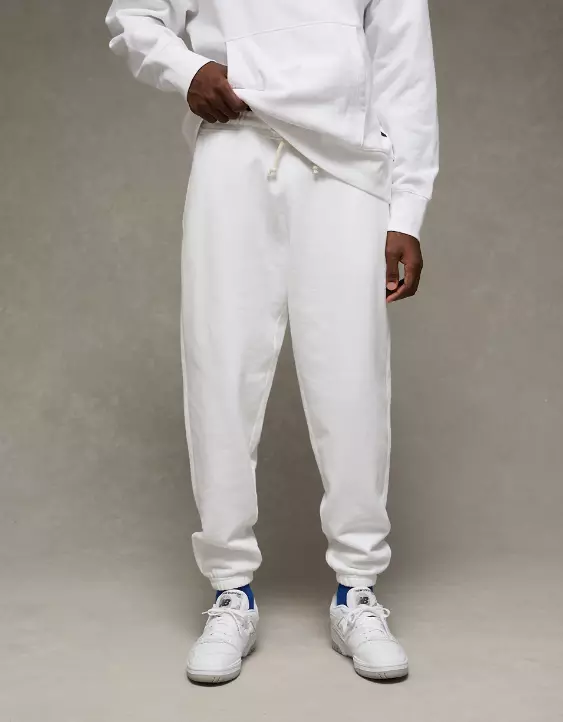 AE Laidback Luxe Heavyweight Sweatpant - Image 6