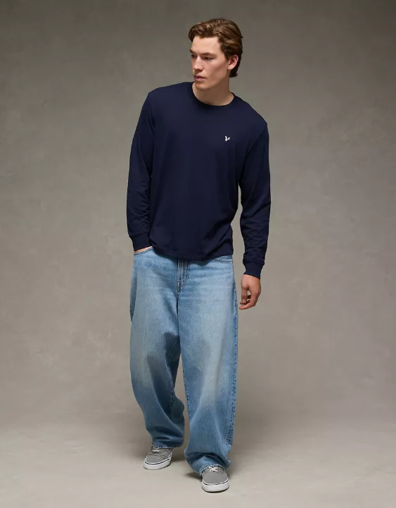 AE Lightweight Icon Long-Sleeve T-Shirt - Image 4