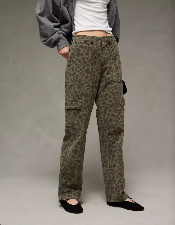 AE Low-Rise Baggy Straight Cargo Pant - Image 5