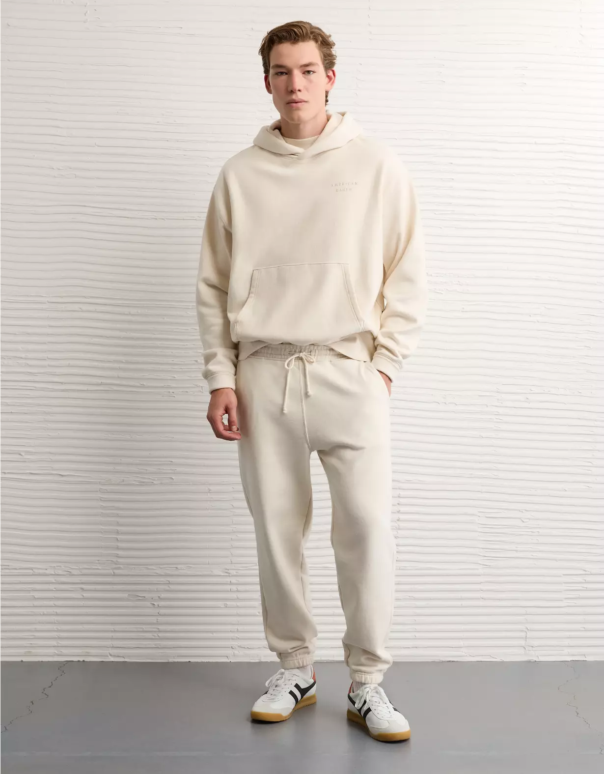 AE Laidback Luxe Heavyweight Sweatpant