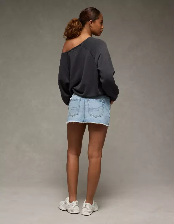 AE Wisconsin Badgers Graphic Off The Shoulder Sweatshirt - Image 2