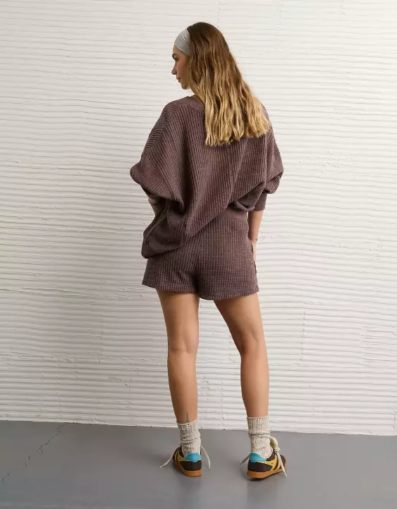 AE High-Waisted Big Hug Fleece Short - Image 2