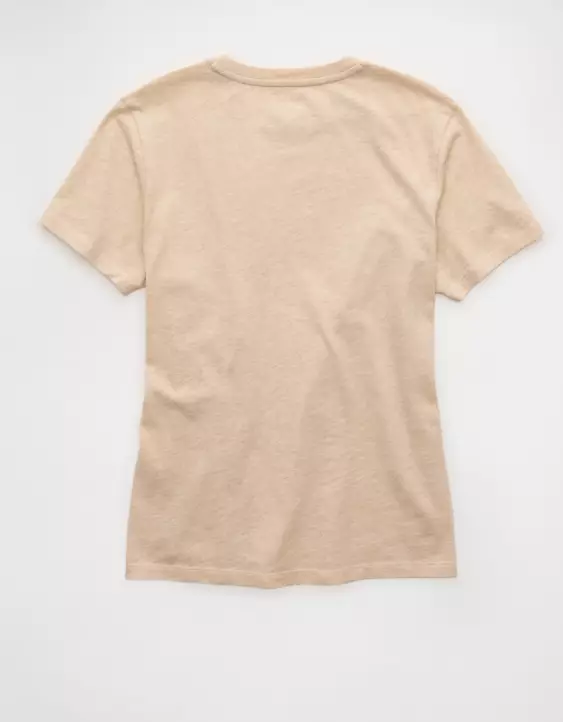 AE Everyday Graphic T-Shirt - Image 4