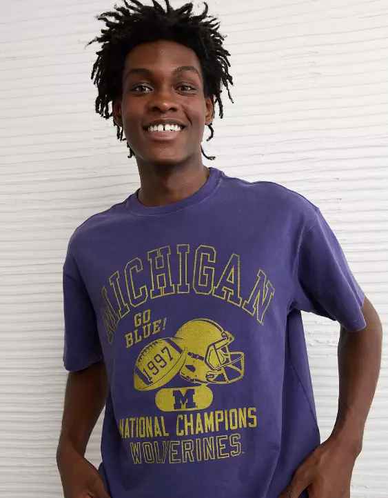 AE Boxy Michigan Wolverines Graphic T-Shirt - Image 7