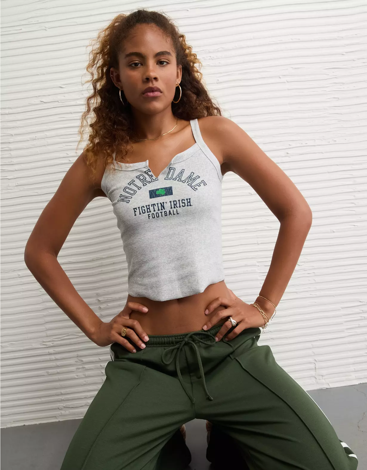 AE Notre Dame Fighting Irish Graphic Notch Neck Tank Top