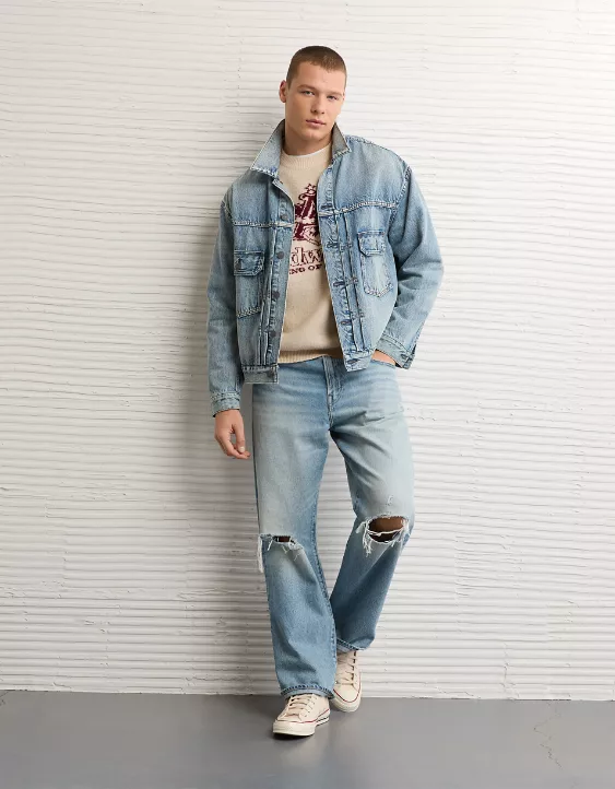 AE Cozy Cabin Budweiser Graphic Sweater - Image 5