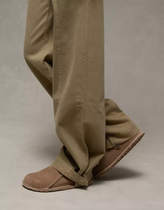 AE Stretch Mid-Rise Ultra Wide-Leg Convertible Trouser - Image 6