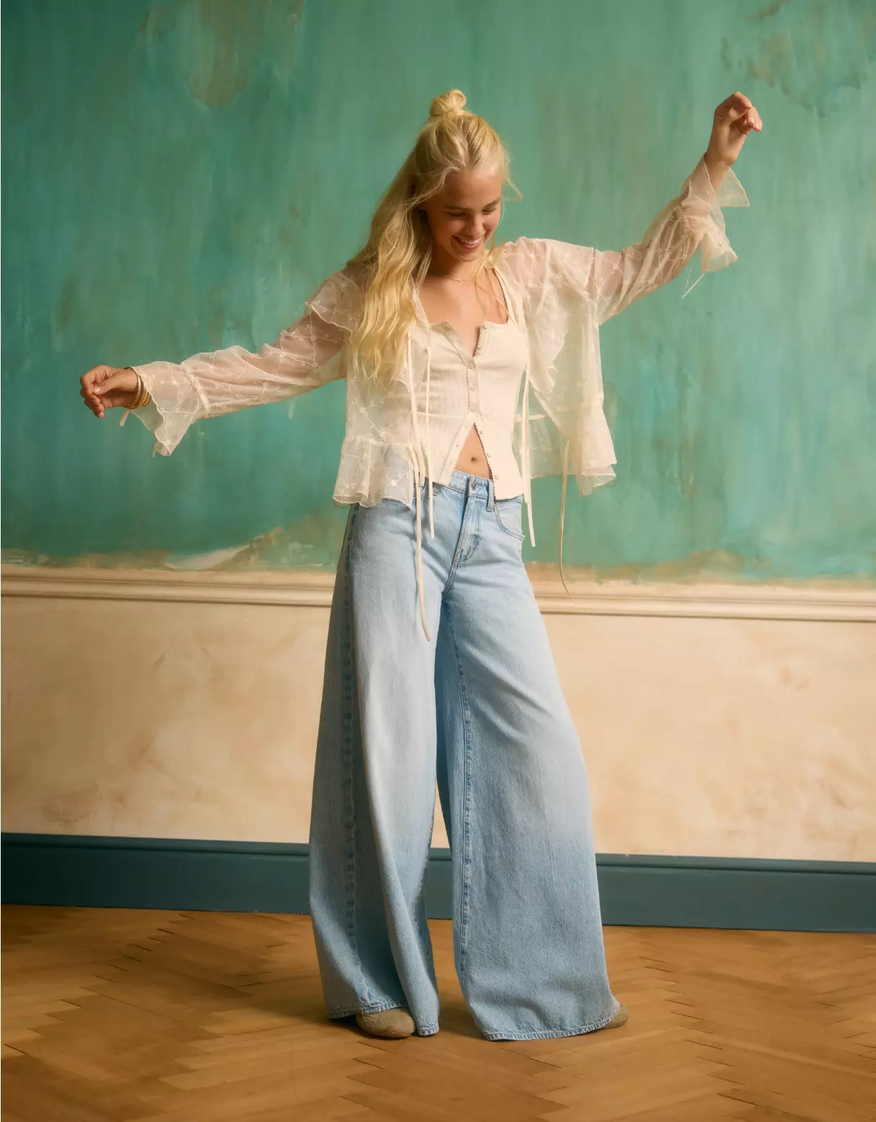 AE Baggy A-Line Fit Jean