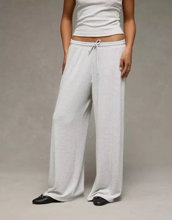 AE Lace Trim Lounge Set - Image 4